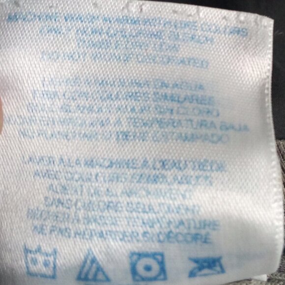 Vintage Y2K Kiss Reverse Dye T-Shirt - Picture 4 of 8